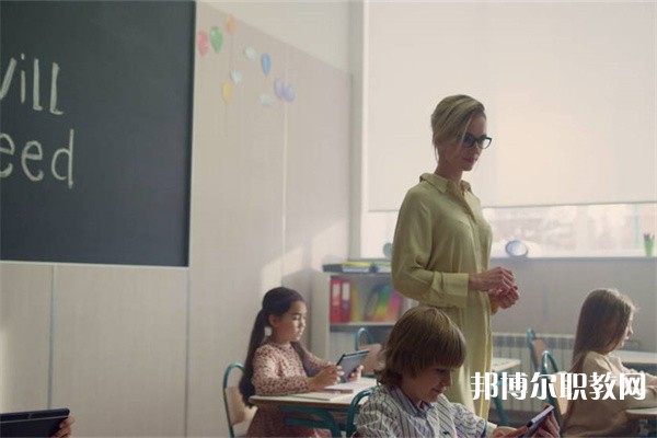 浙江哪里的中職學校能讀計算機應(yīng)用技術(shù)專業(yè)專業(yè)