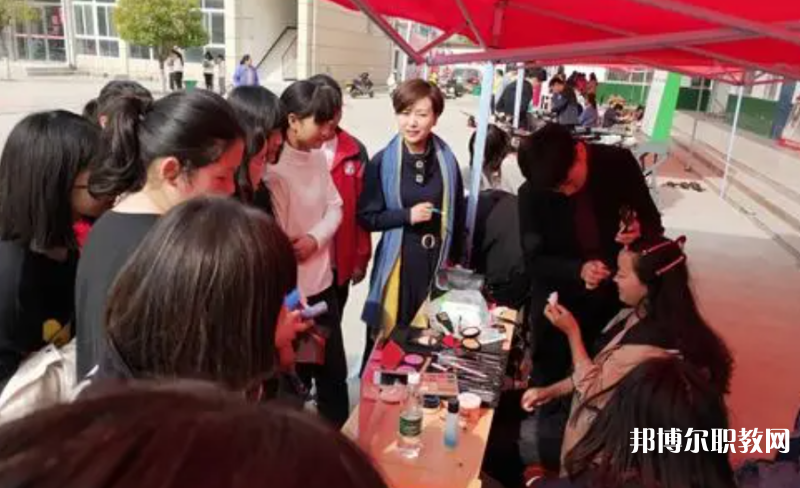 2023寧陵縣職業(yè)中等專業(yè)學(xué)校招生計(jì)劃 招生人數(shù)是多少(附要求、條件、對(duì)象)