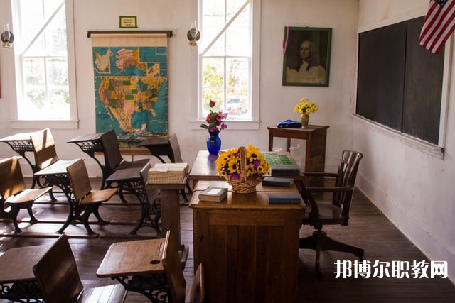 安徽哪里的中職學(xué)校能讀制藥技術(shù)（藥物制劑）專業(yè)