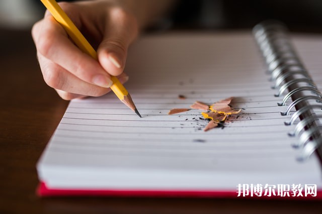 江西哪里的職業(yè)學(xué)校能讀護(hù)理專業(yè)