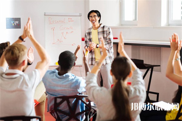 江西哪里的中職學校能讀市場營銷（醫(yī)療器械營銷方向）專業(yè)