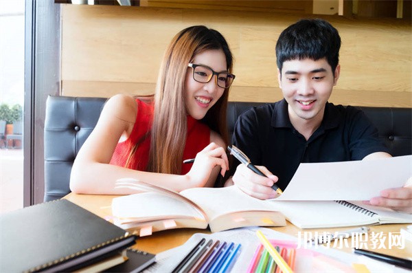 江西哪里的職業(yè)中學(xué)能讀室內(nèi)裝飾設(shè)計專業(yè)