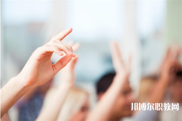 江西哪里的中專學(xué)校能讀交通運(yùn)輸與管理專業(yè)