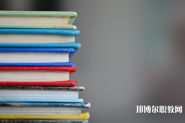 山東哪里的中專學校能讀工藝繪畫專業(yè)