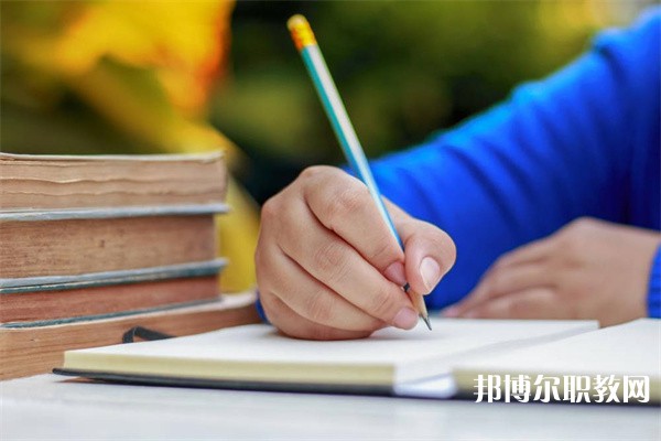 山東哪里的中職學校能讀服裝專業(yè)
