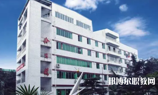 成都實(shí)驗(yàn)商貿(mào)管理學(xué)校2024年報(bào)名條件、招生要求、招生對(duì)象
