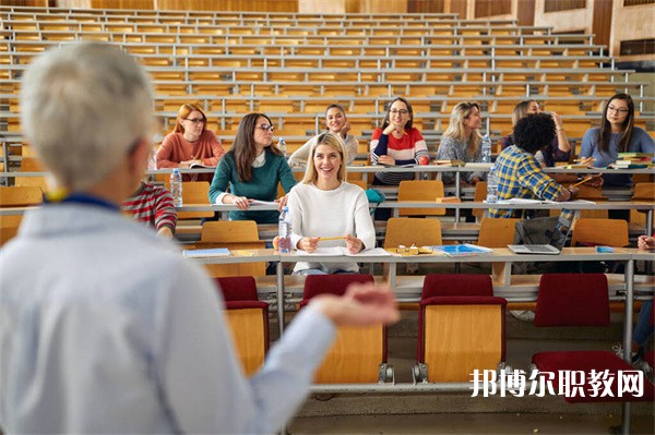 河南哪里的中職學(xué)校能讀會計專業(yè)