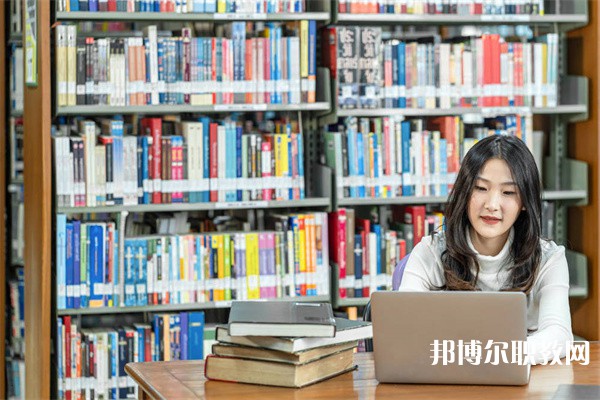 河南哪里的職業(yè)學(xué)校能讀計(jì)算機(jī)網(wǎng)絡(luò)技術(shù)專業(yè)