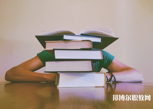 河南哪里的中職學(xué)校能讀移動應(yīng)用開發(fā)專業(yè)