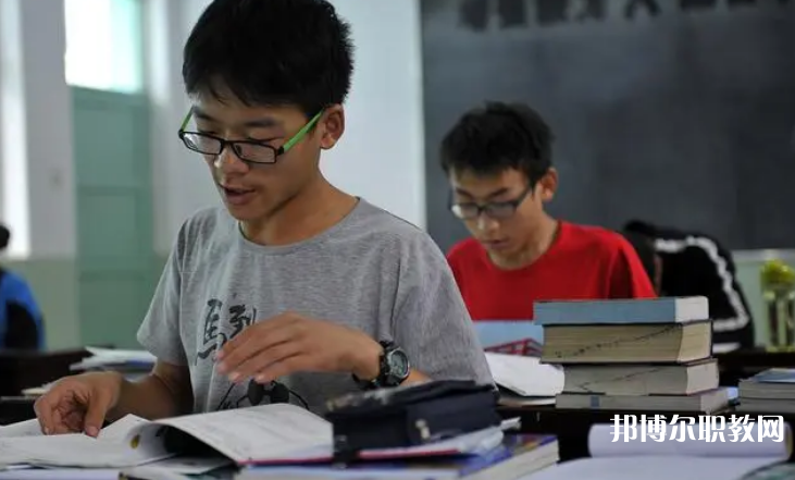 陜西2023年男孩子讀中專(zhuān)讀什么好