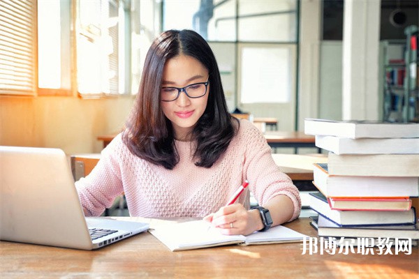 河南哪里的中職學(xué)校能讀無人機技術(shù)專業(yè)