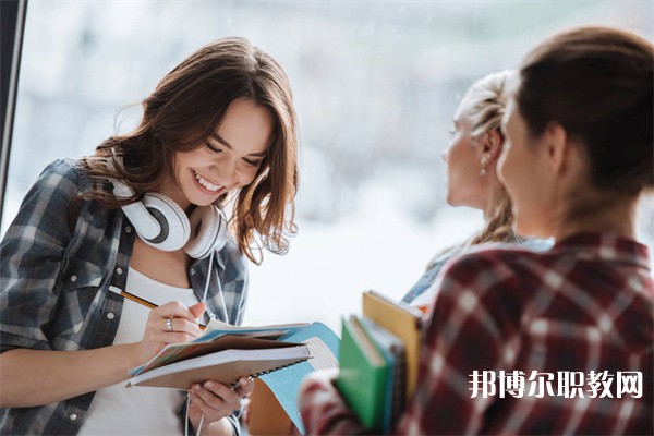 河南哪里的中職學(xué)校能讀計算機(jī)應(yīng)用(云計算運維方向)專業(yè)