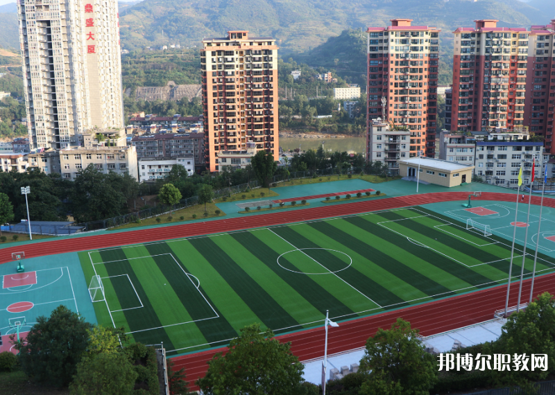 陜西2024年中專學(xué)?？刹豢梢钥即髮W(xué)