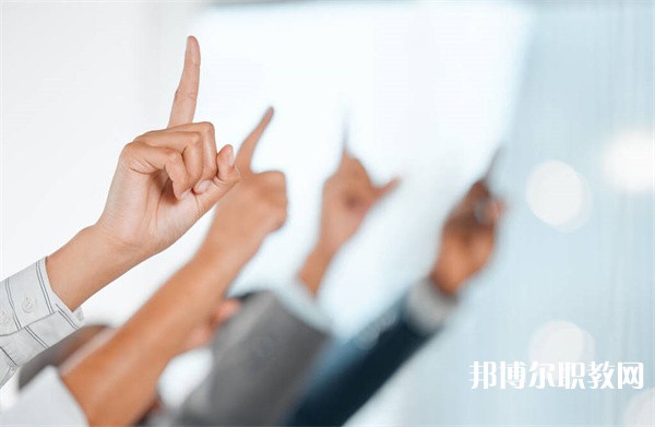 河南哪里的中職學(xué)校能讀茶葉生產(chǎn)與加工專業(yè)