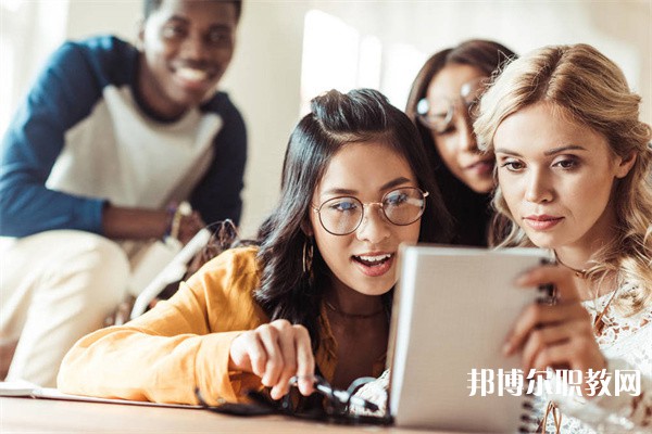 湖北哪里的中職學(xué)校能讀機加工專業(yè)