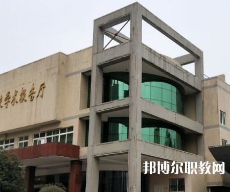 武漢財政學(xué)校2023年招生錄取分數(shù)線（2024參考）
