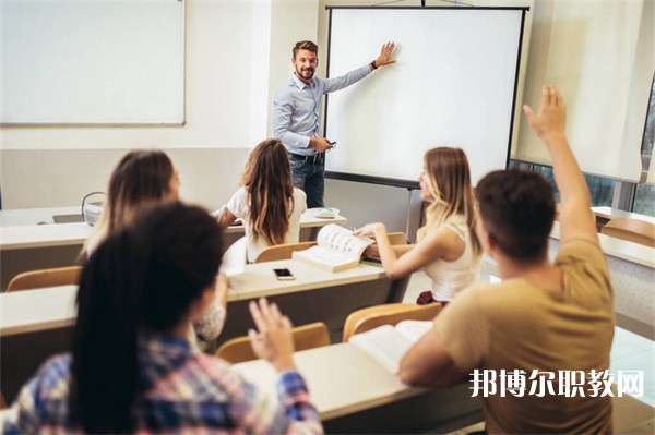 廣東哪里的職教中心能讀計算機應(yīng)用專業(yè)