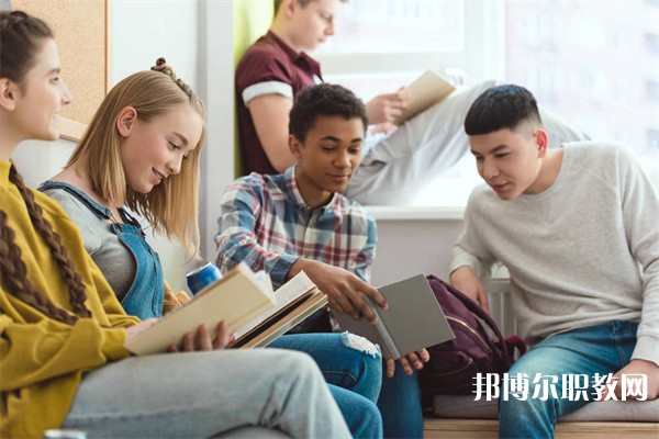 廣東哪里的中職學校能讀新媒體與互聯(lián)網(wǎng)應(yīng)用專業(yè)