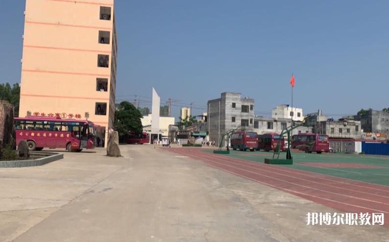 貴港市民族職業(yè)技術學校怎么樣、好不好