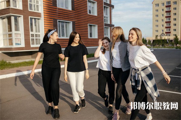 廣西哪里的中職學(xué)校能讀金融事務(wù)(互聯(lián)網(wǎng)金融、統(tǒng)計(jì)與會(huì)計(jì)核算方向)專業(yè)