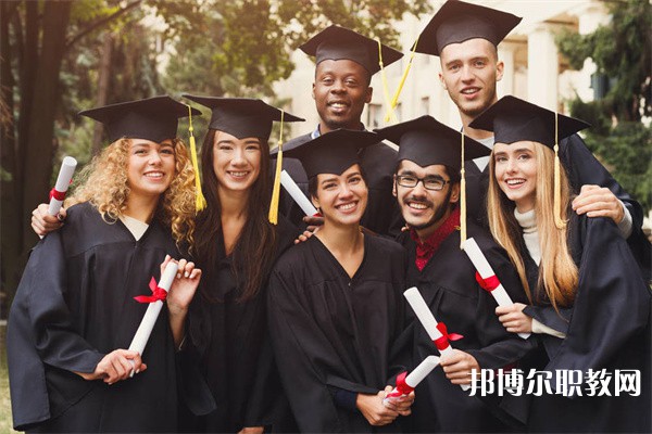 四川哪里的中專學校能讀商務(wù)英語專業(yè)