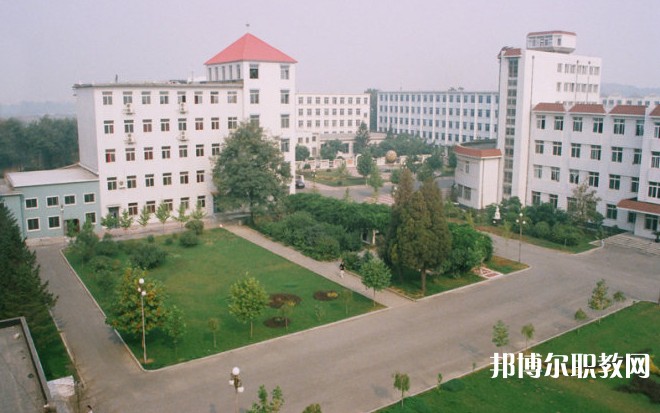 鞍山市廣播電視學(xué)校怎么樣、好不好