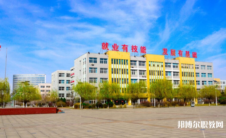 2024鞍山市信息工程學(xué)校多少錢 鞍山市信息工程學(xué)校各專業(yè)學(xué)費收費標(biāo)準(zhǔn)