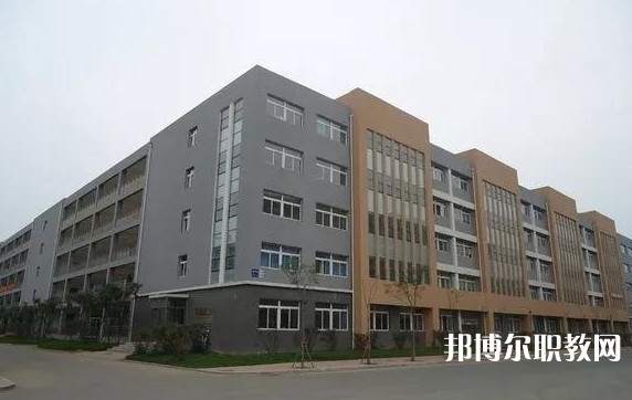 2024鞍山市藝術(shù)學(xué)校招生計(jì)劃 招生人數(shù)是多少(附要求、條件、對(duì)象)
