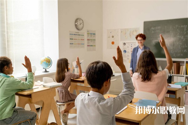 貴州哪里的中職學校能讀機電設(shè)備安裝與維修專業(yè)