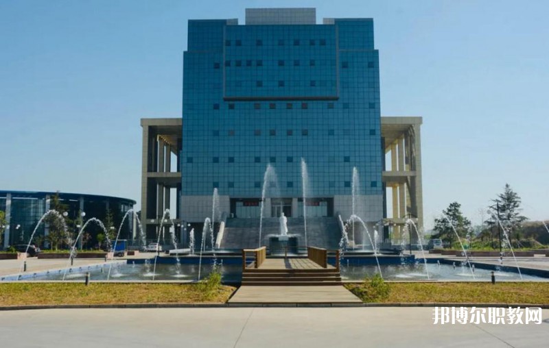 唐山豐潤綜合職業(yè)技術(shù)教育中心2025年報名條件、招生要求、招生對象