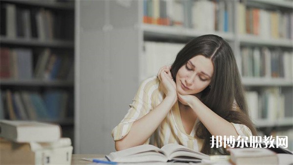 云南哪里的中職學校能讀計算機及應(yīng)用-中專專業(yè)